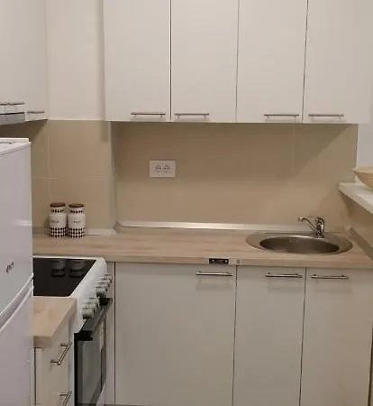 Moonze Gate アパート